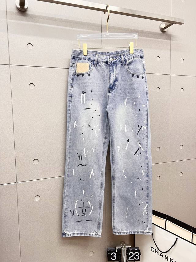Dior 迪奥 男士时尚潮流大裤脚牛仔裤，官宣画册海报穿搭款！ 客供高级进口的丹宁原色面料，特选日本冈山纯正13Oz 盎司牛仔布料，重磅环保植物酵素水洗工艺，肌