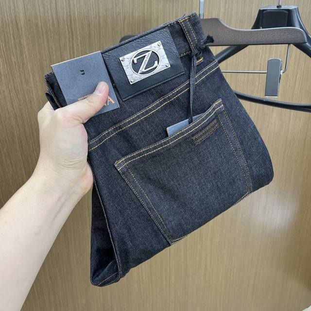 新款 Zz 高端定制、25Ss春夏最新款牛仔裤 柜台同步发售 进口固色面料 原版定制复刻 客供五金辅料 原单品质 重工洗水 做工走线精细 上身绝佳！优选单品 F