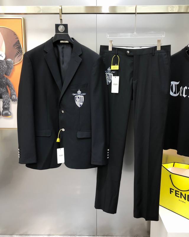 整套 上衣 西裤 Fd 芬迪2025早春新款原单男士商务休闲西装套装 西服外套西裤 可拆开售卖官网同步售卖 高端定制 时尚百搭 爆款贴布刺绣Logo图案设计 采