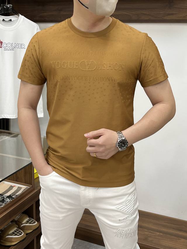 Valentino 华伦天奴-2540Ss夏季新款 专柜时尚大爆款圆领T恤，休闲时尚外穿 内搭必备款，舒适好看上身可见 定制进口高端丝光面料，手感细腻丝滑有质感