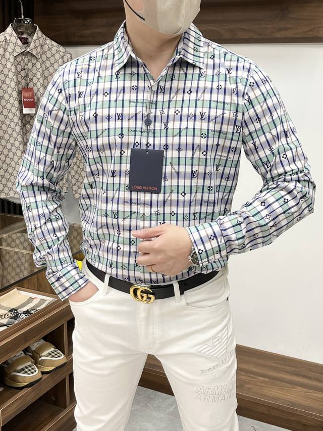 Lv 路易威登- 2540Ss专柜时尚大爆款衬衫，休闲时尚外穿 内搭必备款，舒适好看上身可见 定制进口高端丝光面料，面料手感细腻，贴身舒适不扎肉，穿着时尚有型专