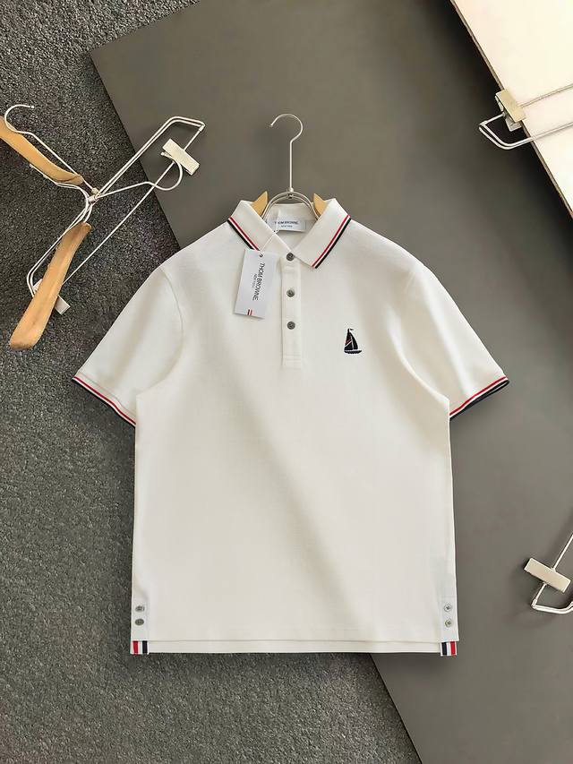 Tb* 25顶级绣标Polo短袖，潮流简约款细致顶级工艺专柜面料，经典元素融合打造，潮男时尚，无论是上身舒适度还是都是无可比拟的存在，可以说是夏日必备 尺码:M
