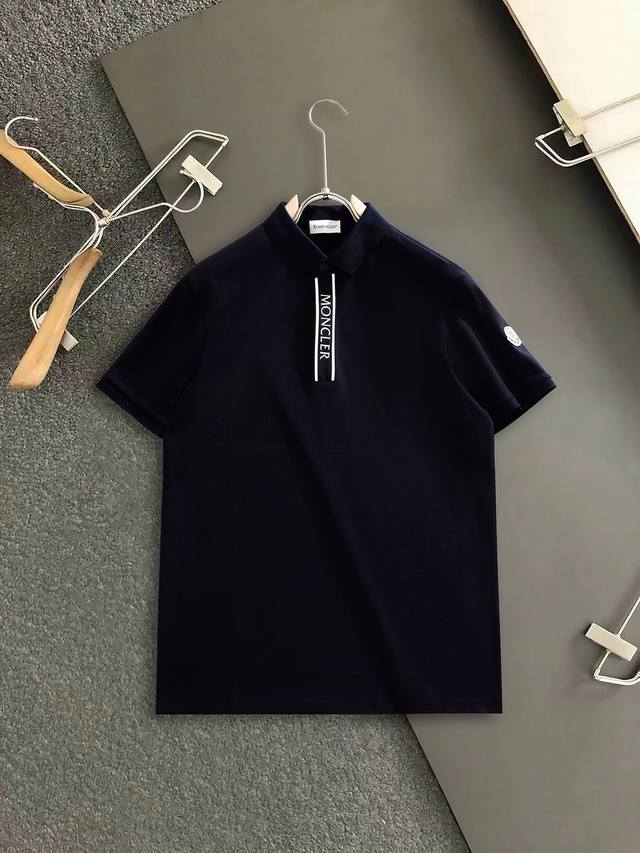Mon* 最新最顶级百搭翻领Polo衫，顶级制作工艺定制面料，黑白字Logo设计 立体裁剪 手感一流！上身效果超赞 尺码:M-Xxxl
