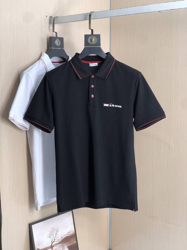 Kiton 2025Ss夏季新款 Logo男士翻领Polo衫！经典商务男款，高端男装的天花板级别的商务男款！简约时尚大气不失优雅，单穿内搭体面过人，品质控 细节