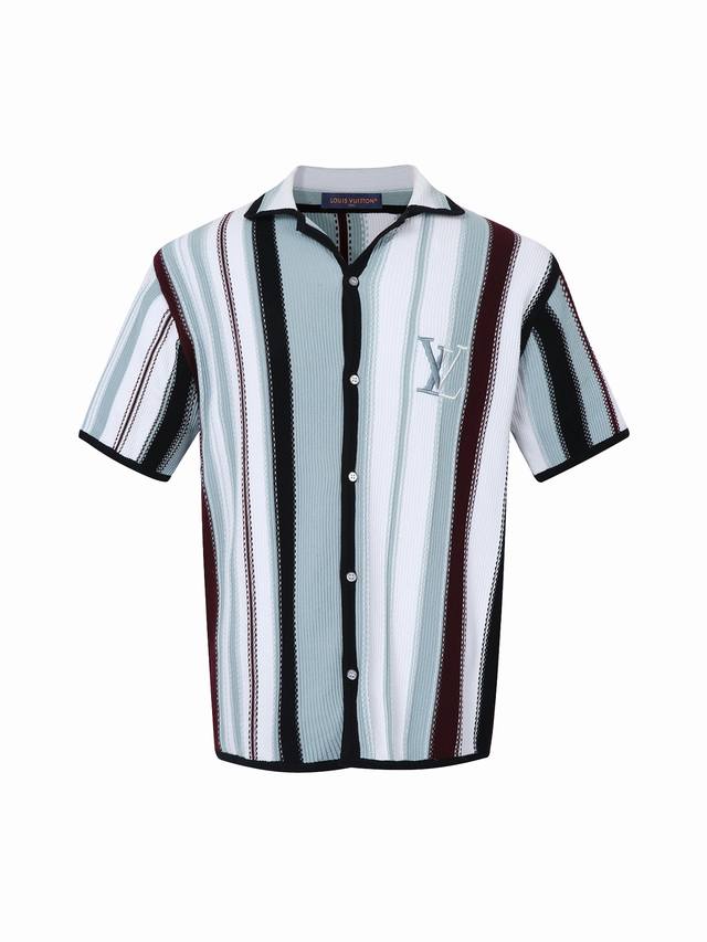 Louis Vuitton25Ss条纹钩针短袖衬衫 正品15900购入 定染32支双股精梳棉纱 采用进口德国 Stoll 7针织机 定染纱线 毛料提花 进口刺绣