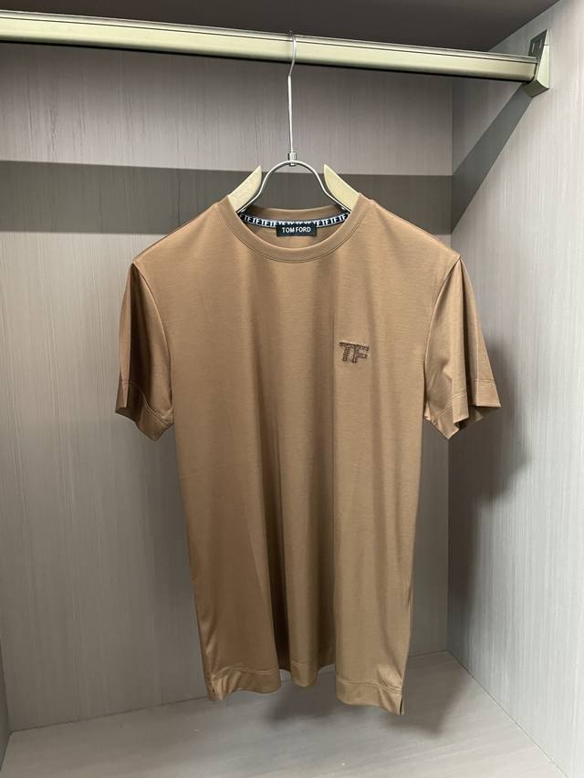 Tf 2025春夏经典Logot恤衫 100支丝柔棉男人的天花板 独家定织定染，丝柔棉抑菌王炸面料；采用新疆顶级长绒棉，100支高纱支纱线，意大利进口织布机，高