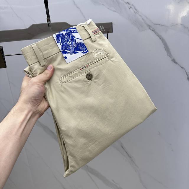 Burberry*巴宝莉 2025春夏新品休闲裤西裤，官网同步发售，裤身工艺设计，进口客供辅料、面料定制，代工厂P出品免检！每个细节做到极致，原版五金配件，潮范