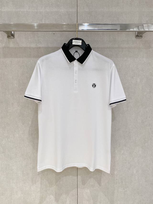 新品上市 Lv 2025Ss夏季新款字母Logo男士翻领Polo衫！经典商务男款，高端男装的天花板级别的商务男款！简约时尚大气不失优雅，单穿内搭体面过人，品质控