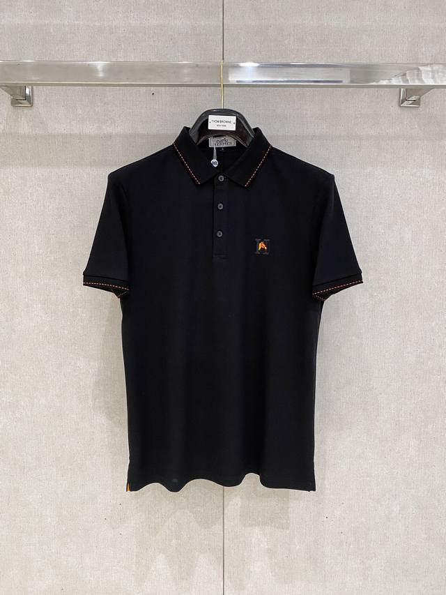 新品上市 爱马仕 2025Ss夏季新款字母Logo男士翻领Polo衫！经典商务男款，高端男装的天花板级别的商务男款！简约时尚大气不失优雅，单穿内搭体面过人，品质