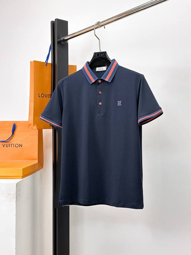 爱马仕 2025Ss夏季新款字母Logo男士翻领Polo衫！经典商务男款，高端男装的天花板级别的商务男款！简约时尚大气不失优雅，单穿内搭体面过人，品质控 细节控