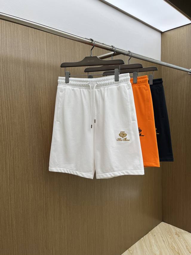 新品 Lp Ss春夏新款独家专供新款休闲短裤高端版本 定制面料 透气舒适度高，细节无可挑剔，品牌元素设计理念，体现高品质。手感细腻柔软！呈现休闲裁剪，上身版型超