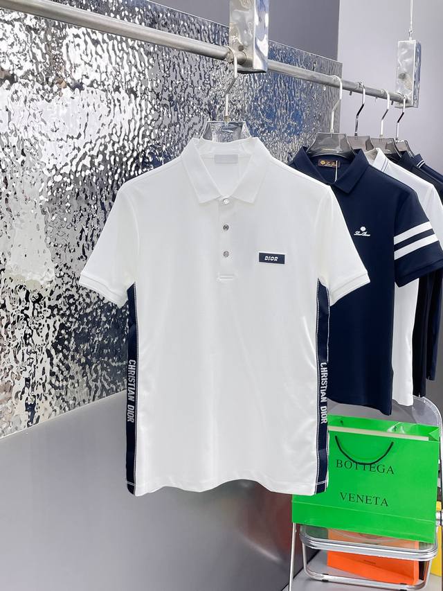 迪奥 2025Ss夏季新款字母Logo男士翻领Polo衫！经典商务男款，高端男装的天花板级别的商务男款！简约时尚大气不失优雅，单穿内搭体面过人，品质控 细节控的
