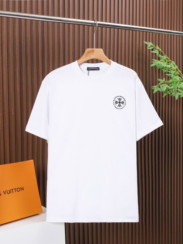 Chrome Heartsversace 面料：100%棉 Chrome Heartsversace联名高品质印花，采用300克双纱面料，1*1双纱十字罗纹领口