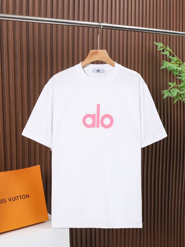 Alo 面料：100% Alo 高品质印花厚板绒面网格工艺，采用300克双纱面料，1*1双纱十字罗纹领口，宽松版本，男女同款 尺码：Xs. S. M. L 颜色