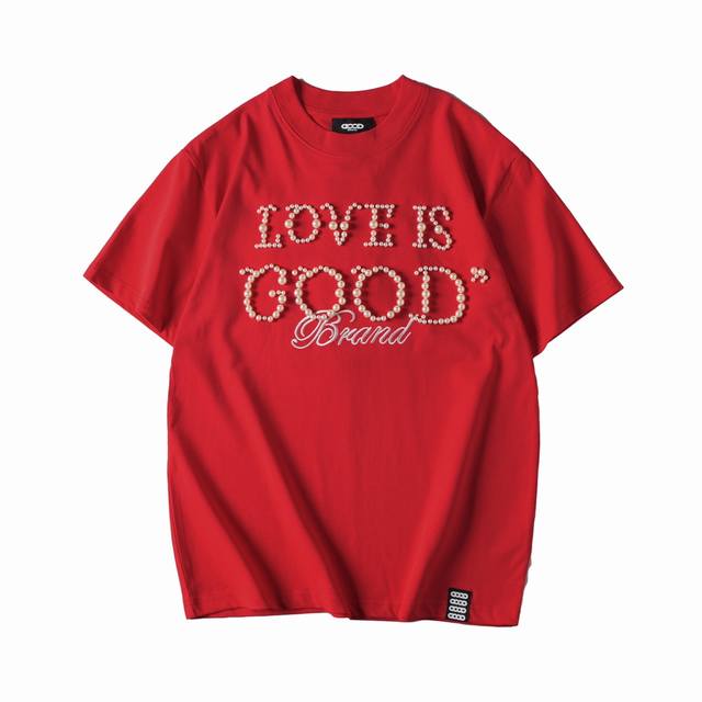 Go901# Goodbrand 简约珍珠标语圆领短袖 炎炎夏日清爽穿搭~~时髦清爽，气质干质，是夏天的必选项！客供定制的珠地网眼棉布精心制作 面料非常透气有质