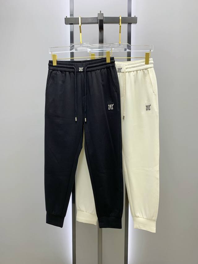 蒙口 新品 25Ss夏季新款休闲裤.定制铜氨丝空气层混纺面料，抗皱不粘灰抗静电，面料柔软舒适有垂感.立挺上身有型、立体裁剪设计拉长腿部线条，显高显瘦.松紧腰带设