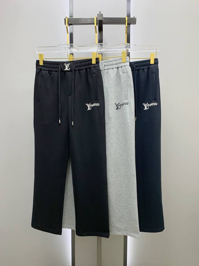 Lv 新品 25Ss夏季新款休闲裤.定制铜氨丝空气层混纺面料，抗皱不粘灰抗静电，面料柔软舒适有垂感.立挺上身有型、立体裁剪设计拉长腿部线条，显高显瘦.松紧腰带设