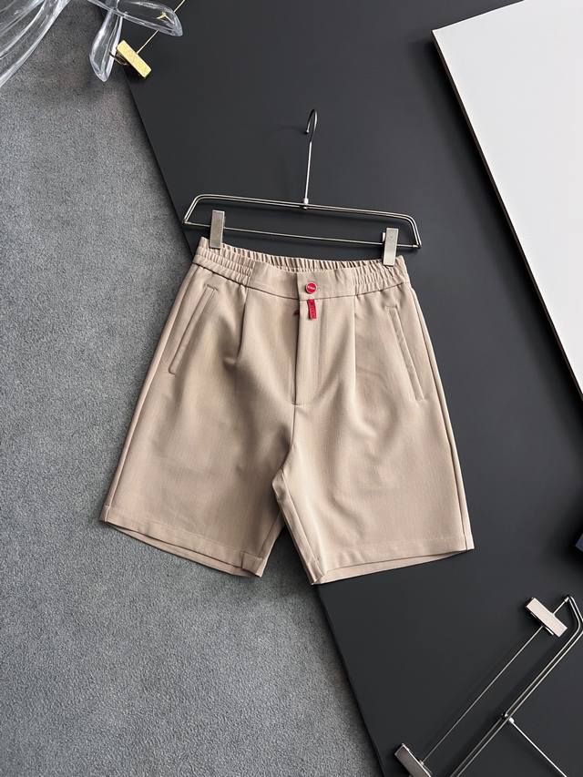 Kiton25Ss春夏新款进口棉麻抽绳短裤，男士经典红色标签装饰时尚休闲短裤五分裤！贸易公司渠道稀出，领先官网发售！Kiton夏日全新热门单品奉献，它摒弃了繁琐