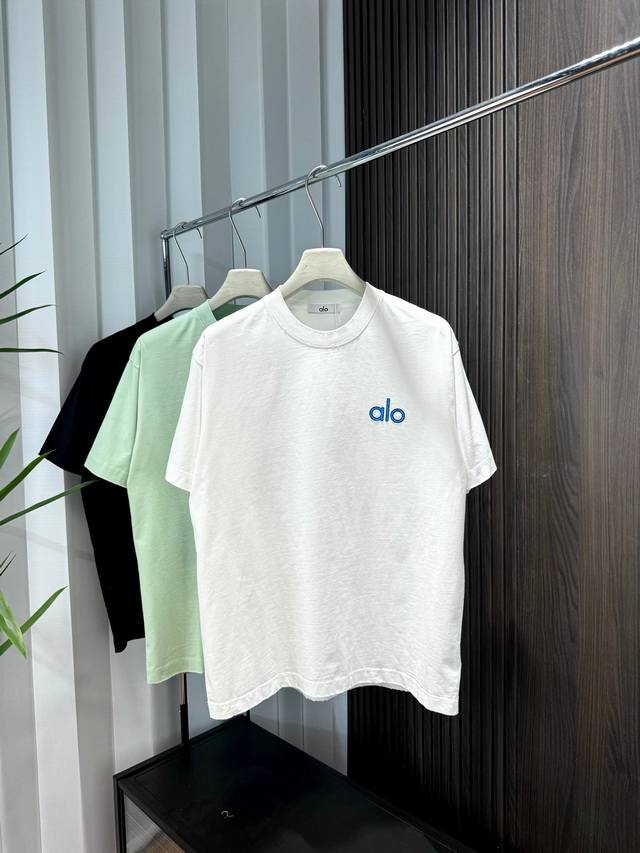 Aio 2025Ss春夏新款短袖 全棉平纹面料打造 再洗水定型 磨破工艺 前胸Logo3D立体压胶工艺 高品质 手感柔软 定制面料 做工精细 男女同款 黑色 白