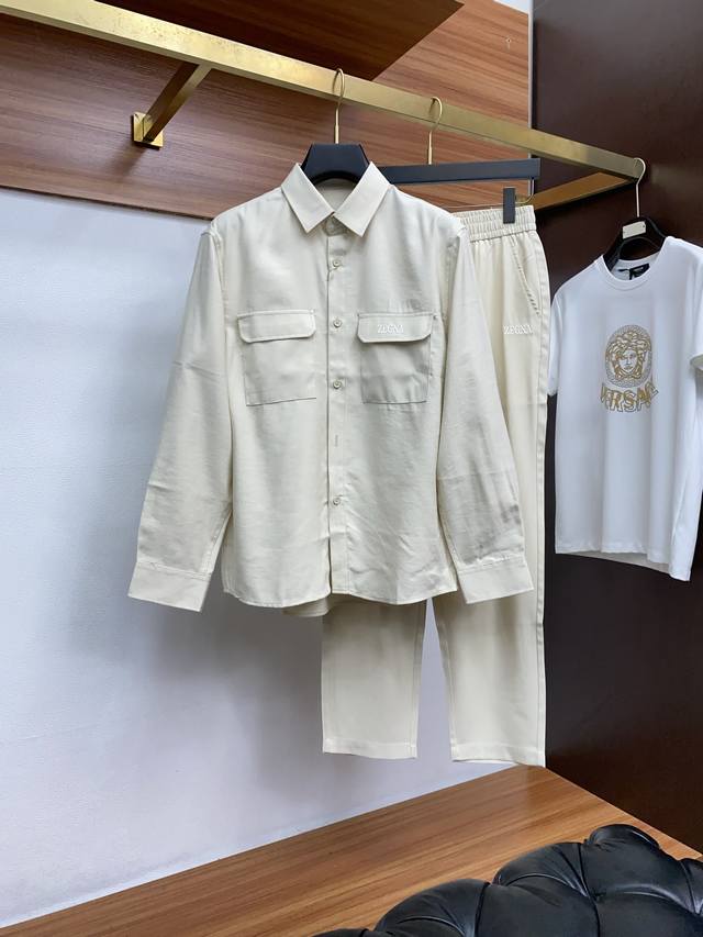 衣服 裤子 杰尼亚 2025新款套装四季款夹克长裤套装 永恒的奢华与创新的典范！定制精选面料，不起球，久洗不变形，传统基础的修身廓形套裝，在褲子后袋部位同樣做工