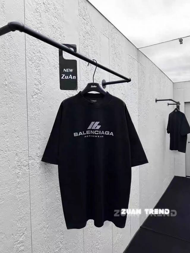 新款短袖 6661 Balenciaga 巴黎短袖 Logo标识印花 精致升级。短袖T恤 原版面料 官方同款 定制300克同缸染面料 手感非常舒服 春夏最新砖柜