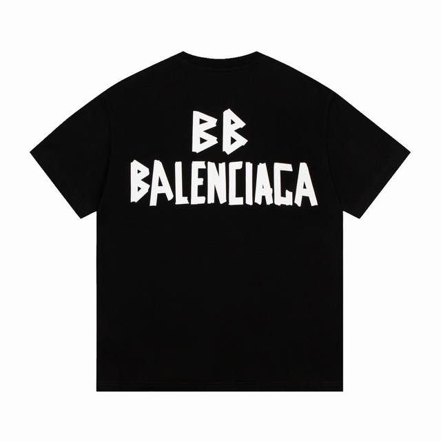 新款短袖 款号 6603 Balenciaga 巴黎 夏季新款印花图案圆领短袖T恤 男女同款，面料采用300克高克重重磅纯棉，亲肤舒适柔软。图案做了钥匙徽章设计