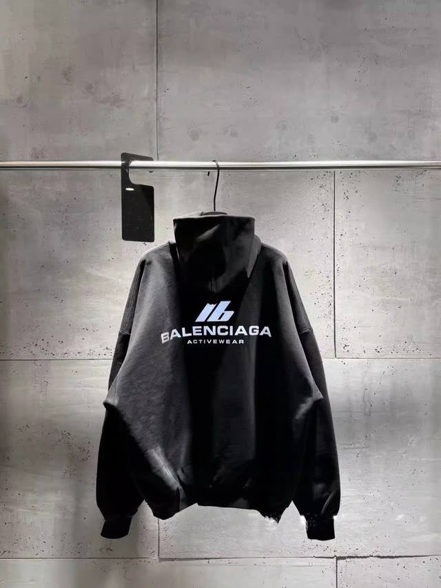 新款卫衣L51 毛圈 加绒 % Balenciaga巴黎世家 24Ss秋冬新款卫衣 秋冬新款连帽卫衣，最新品牌元素印花原版定制高克重双股面料制作，面料手感扎实，