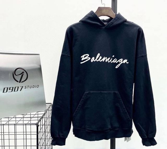 新款卫衣L53 毛圈 加绒 Balenciaga巴黎世家 24Ss秋冬新款卫衣 秋冬新款连帽卫衣，最新品牌元素印花原版定制高克重双股面料制作，面料手感扎实，上手