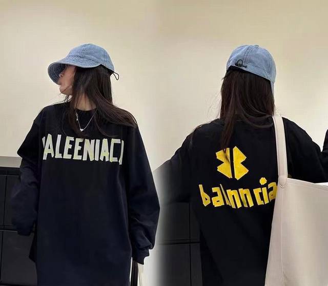 圆领卫衣上新款号：8802 毛圈 巴黎世家卫衣，高品质现货秒发！！！新款圆领字母卫衣，男女同款，妥妥的自留款推荐爆款！柔软轻肤不扎人，给肌肤温和的触感，字母Lo