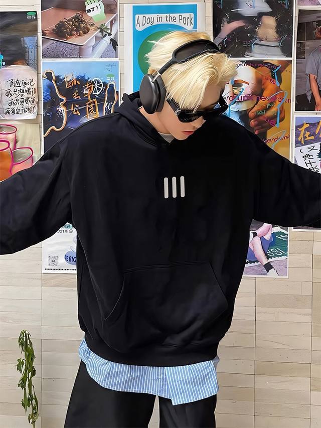 新款 L106 毛圈 加绒 Ss Fog-Fear Of God Fog 复线 Essentails 美式纽约限定连帽秋冬款卫衣 颜色 黑色 白色 码数 S M
