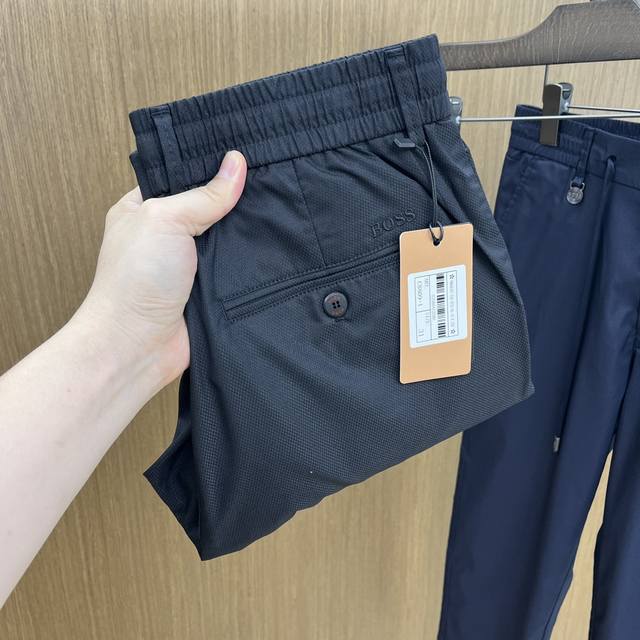 新品 Boss 2550春夏新品休闲裤西裤，官网同步发售，裤身工艺设计，进口客供辅料、面料定制，代工厂P出品免检！每个细节做到极致，原版五金配件，潮范十足、上身