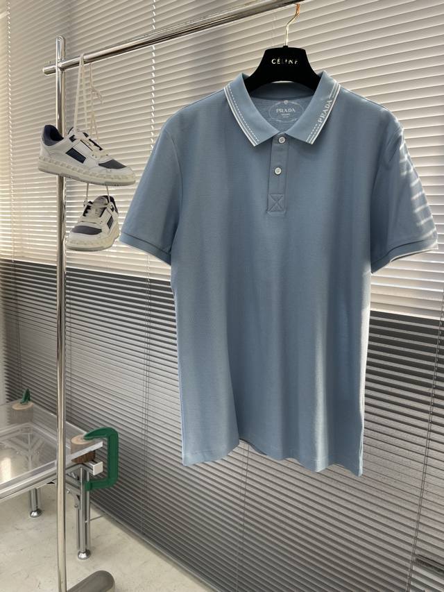 Prad 25Ss春夏新款网眼珠地棉布翻领短Tee，男士领口提花标识商务休闲百搭短袖Polo衫！贸易公司渠道稀出，领先官网发售！P家提花翻领Polo衫，作为都市