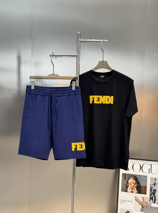 上衣 裤子 Fend*芬迪25S夏季新款五分短裤！可配套T恤成套搭配.爆款推荐！侧身完美Dior立体字母爆裂感印花设计，完美的丰富大家的视觉感！时尚又好看！常规