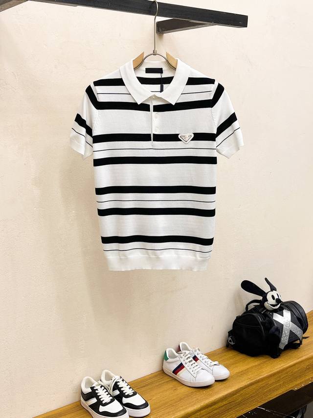 杰尼亚 2025新品短袖Polo，帅气时尚，顶级绣花字母Logo，简约百搭款。面料针织 不仅挺括，保持潮流的廓形，又穿着舒适，纱织更细腻，码数M-3Xl