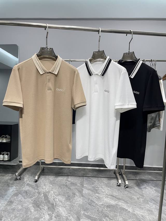 Gu25Ss春夏新款网眼珠地棉布撞色翻领短Tee，男女同款字母Logo刺绣宽松休闲短袖Polo衫！贸易公司渠道稀出，同步官网发售！25年春夏系列倾情推出缀饰活力