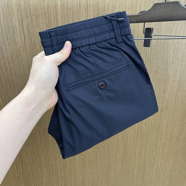 新品 Boss 2540春夏新品休闲裤西裤，官网同步发售，裤身工艺设计，进口客供辅料、面料定制，代工厂P出品免检！每个细节做到极致，原版五金配件，潮范十足、上身