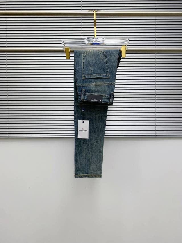 蒙口 新品 高端独家发售 25Ss四季款超燃炸街系列之最牛仔裤 独家隆重推出 原版定制高端品质面料 定制五金版型修身剪裁 面料带弹力 微弹上身舒适度超高 必爆单