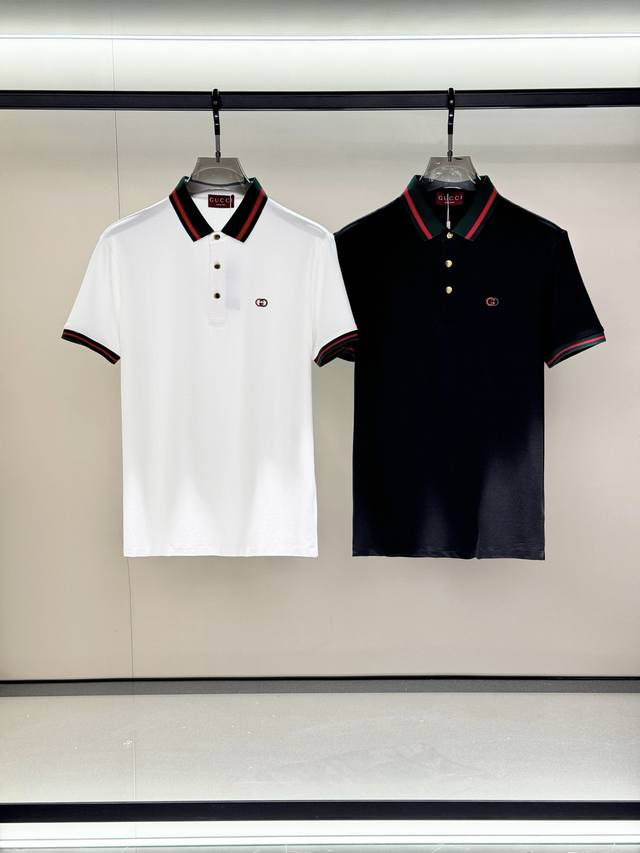 Gucci 古奇，2025夏季最新款，专柜同步有售，原单狠货，时尚休闲圆领短袖T恤，上身很有特点！吸睛而有亮点，进口原版面料，顶级刺绣工艺字母图案装饰Logo，