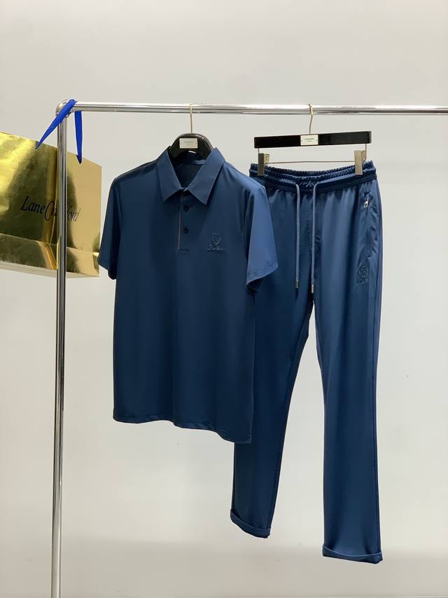 衣服 ，裤子 ，Lp Loro Piana ，2025夏季最新品，专柜同步有售，原单狠货，时尚休闲翻领短袖套装，采用进口原版面料，顶级刺绣工艺字母图案装饰Log