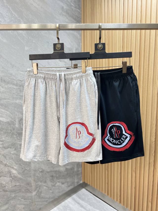 Moncler 蒙口 2025春夏新品 三标齐全 五分休闲裤短裤 好货不用过多介绍 看细节 专柜码数：S-Xxl 175 140上身建议M
