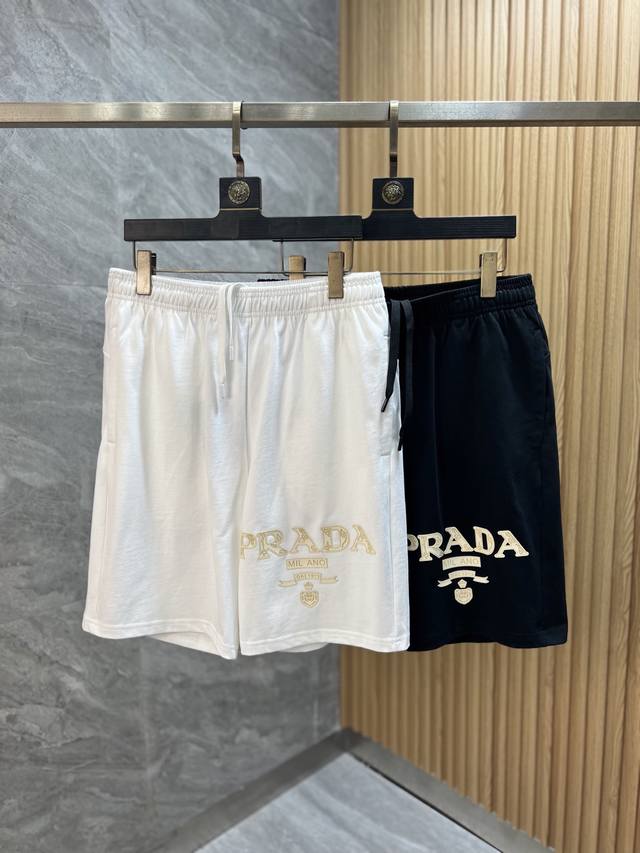 Prada 普拉达 2025春夏新品 三标齐全 五分休闲裤短裤 好货不用过多介绍 看细节 专柜码数：S-Xxl 175 140上身建议M
