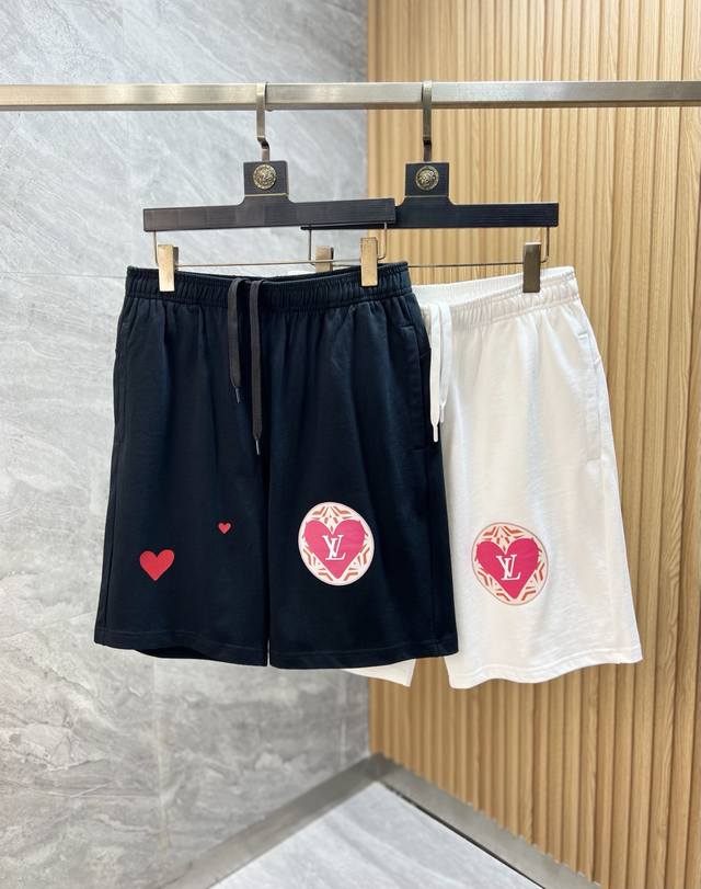 Lv 路易威登 2025春夏新品 三标齐全 五分休闲裤短裤 好货不用过多介绍 看细节 专柜码数：S-Xxl 175 140上身建议M