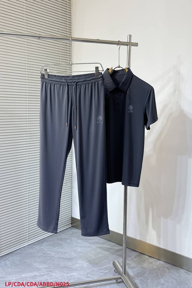 上衣 裤子 N025 Lp 高端货商务 白领 单位人士必入单品！ 休闲商务翻领短袖，科技舒适面料，体感非常棒，手感顺滑质感很棒！弹性好，无任何束缚感，面料自带透