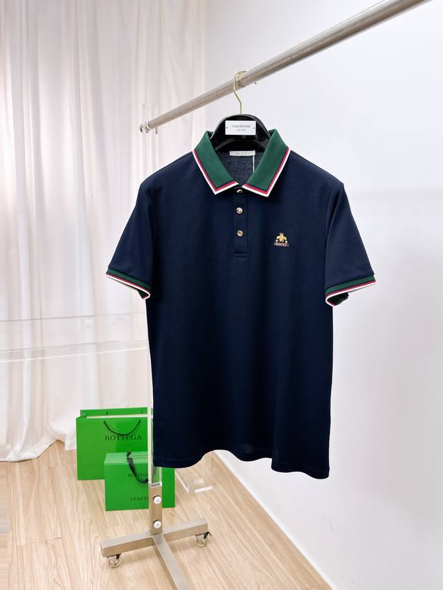 开春新品 古驰 2025Ss夏季新款字母Logo男士翻领Polo衫！经典商务男款，高端男装的天花板级别的商务男款！简约时尚大气不失优雅，单穿内搭体面过人，品质控