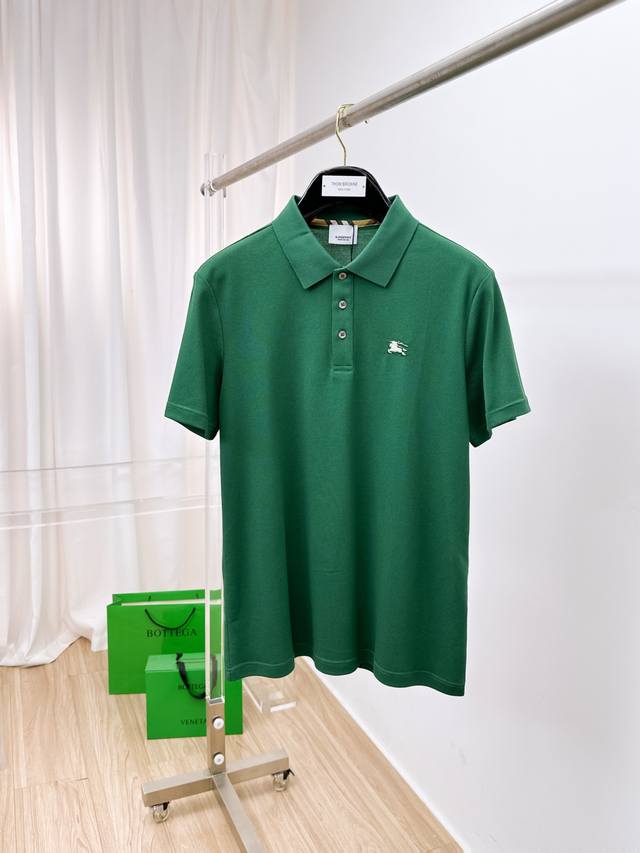 开春新品 巴宝莉 2025Ss夏季新款字母Logo男士翻领Polo衫！经典商务男款，高端男装的天花板级别的商务男款！简约时尚大气不失优雅，单穿内搭体面过人，品质
