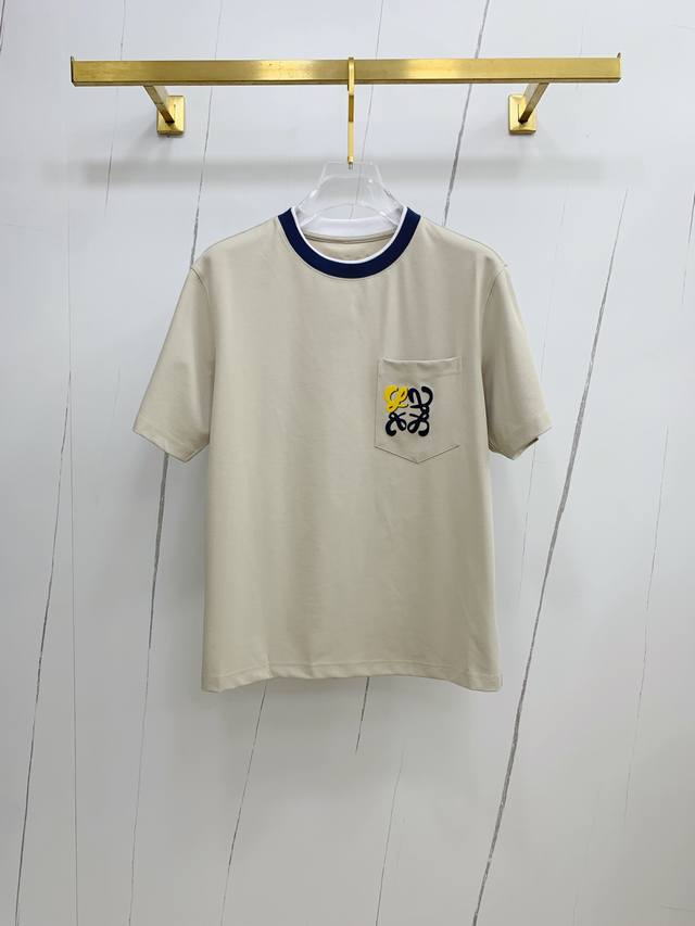罗意威2025Ss新款经典圆领短袖，时尚百搭经典元素打造精致工艺专柜面料，顶级元素融合打造，经典短袖3标齐全，潮男时尚，无论是上身舒适度还是都是无可比拟的存在，