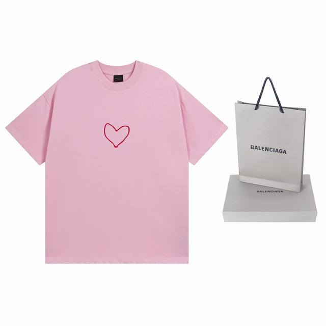 实拍图 顶级版本.官网品质 Balenci*Ga 巴黎.Ss24巴黎七夕限定款爱心Logo印花，成品洗水磨烂做旧短袖T恤.砖柜同步.第一时间正品研制，欢印对比！