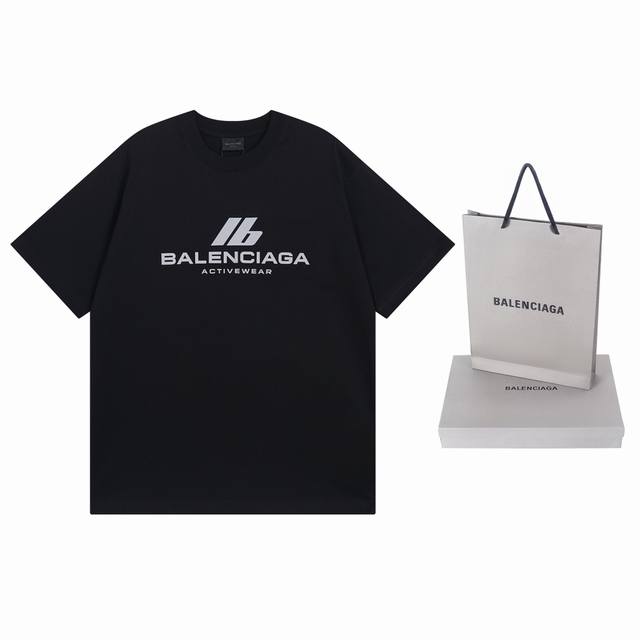 详细图 顶级版本.官网品质 Balenci*Ga 巴黎. 新款.3M反光字母印花短袖T恤，砖柜同步.第一时间正品研制，欢印对比！面料采用巴黎Zp定织定染全棉双纱