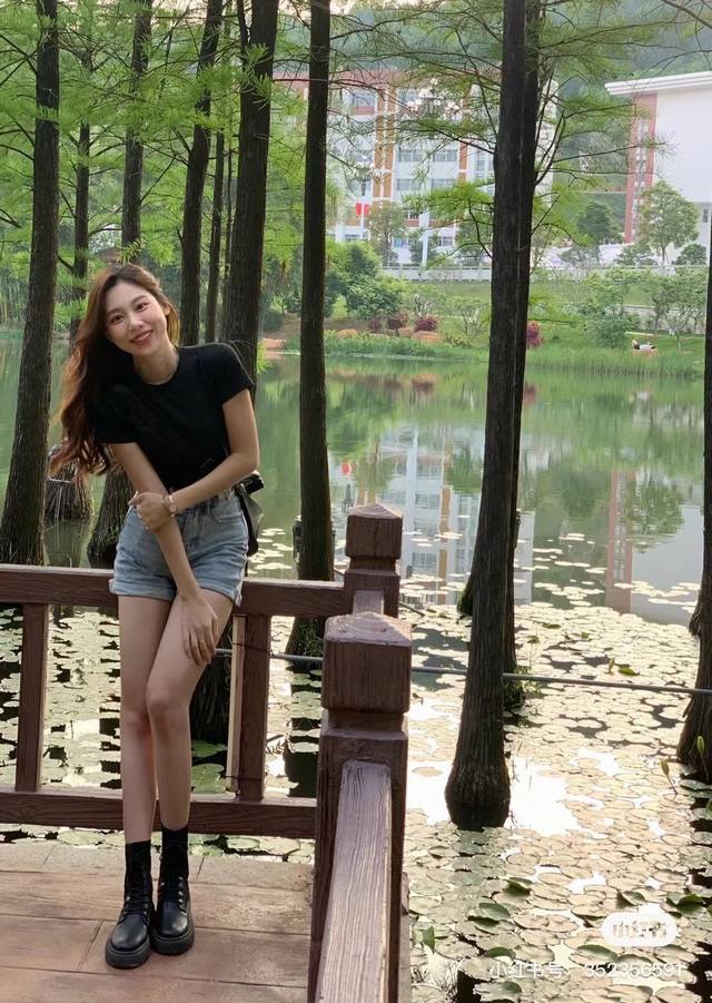 刷的手疼，坐等评价！这种产品都在抢着分！这个价格P！ 如果不好！真的没下次了！ 不舒服不瘦随便退，卖货最高诚意了！ 我卖打底裤的时候很多宝子也是后知后觉！ 等评