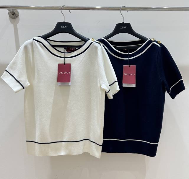 早春新款女装 古驰Gucci一字领撞色针织短袖，优雅撞色设计，展现颈部线条，时尚短袖，轻盈迎春。